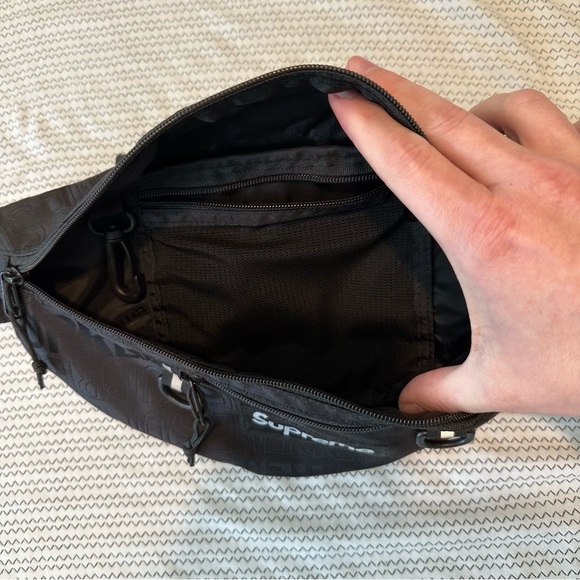 Supreme Waist Bag SS19 Black - Stylish & Functional Streetwear Accessory - Picture 2 of 3